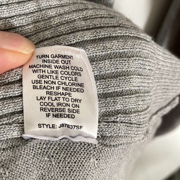 Love Ellie Samantha Rib Gray Cardigan. Size, S - Picture 8 of 8